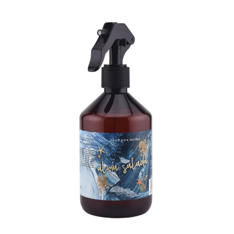 Alma Salada Spray de tejidos 500ml. Ideal para eliminar malos olores con un aroma inspirado en el mar. ¡Experimenta la inmensidad del océano!