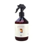 Flores en el Pelo Spray de Tejidos: Neutraliza malos olores y perfuma con aroma floral en tejidos.
