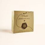 Vela con 3 mechas de madera Mantel Puesto en la Mesa redonda - Imagen 4