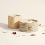 Vela con 3 mechas de madera Mantel Puesto en la Mesa redonda - Imagen 7